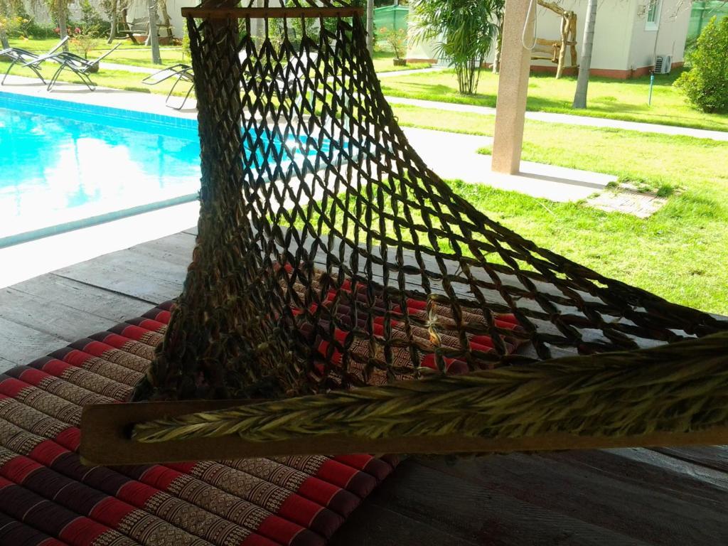 Moon River Resort Ubon Ratchathani Exteriör bild