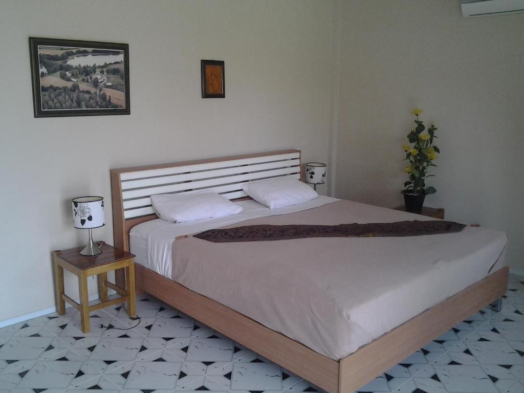 Moon River Resort Ubon Ratchathani Rum bild