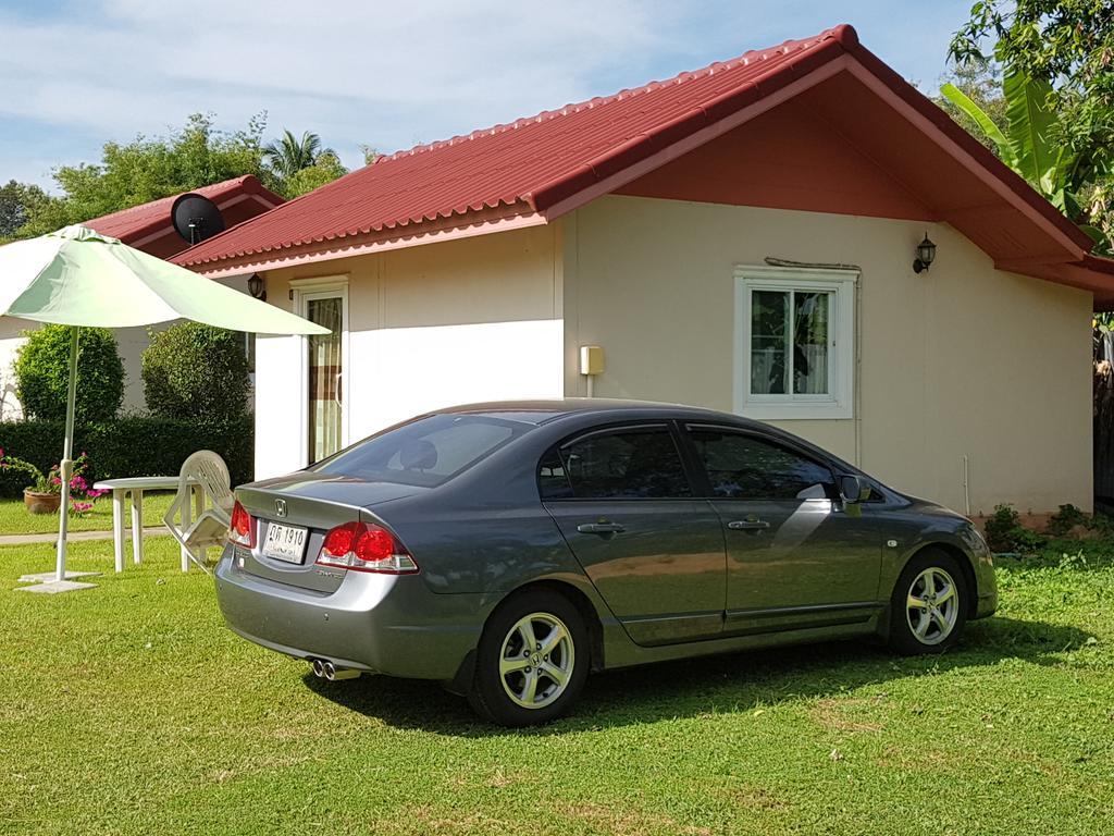 Moon River Resort Ubon Ratchathani Exteriör bild
